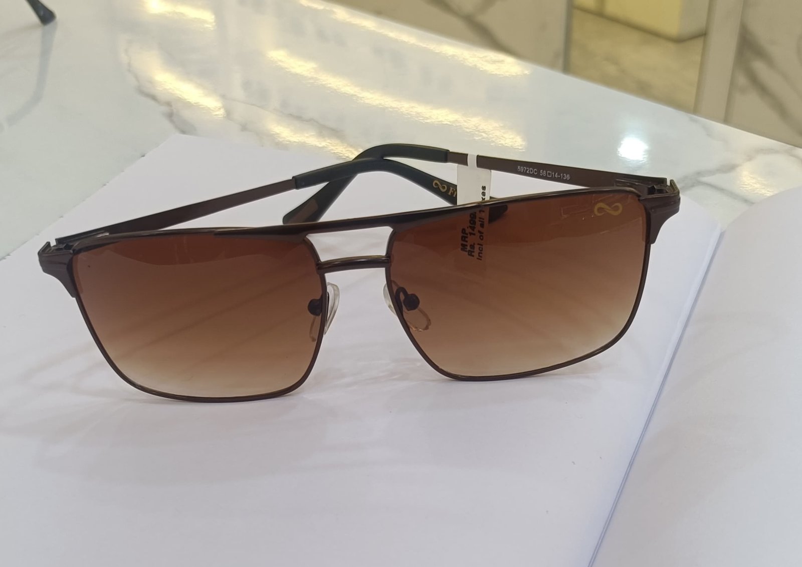 Aviator Signature 01